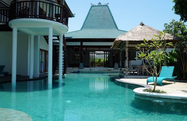 Canggu,Luxury villa 300 mts from Beach