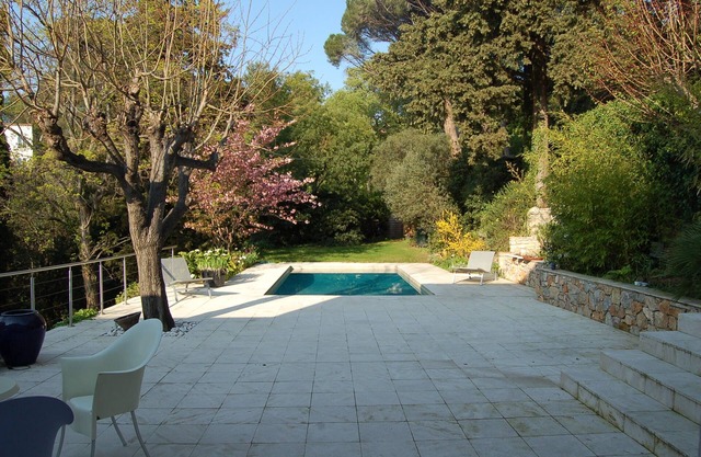CAP BRUN BEAUTIFUL VILLA BY THE SEA