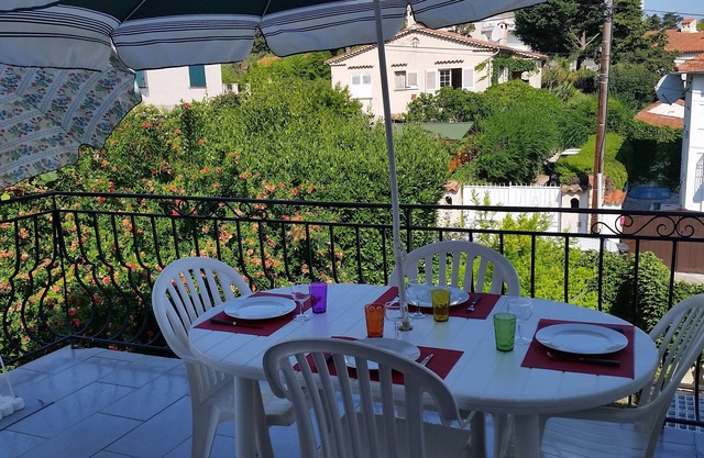 CAP D'ANTIBES 200m FROM THE BEACH