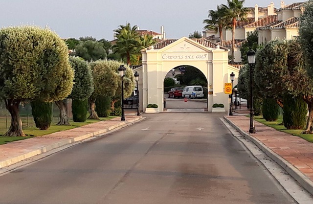 Capanes del Golf - Stunning 2 Bed Golfer and Family-friendly Apartment