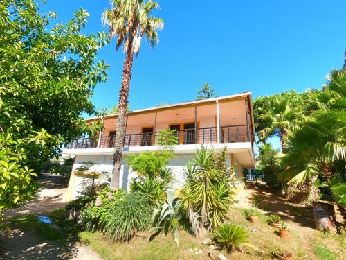 Caparica, V4 House with garden in Lazarim, Caparica