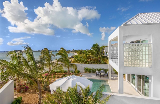Capri beachfront luxury villa