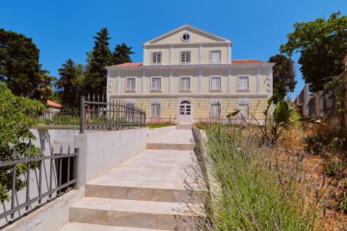 Captain' s Villa Boutique Hotel