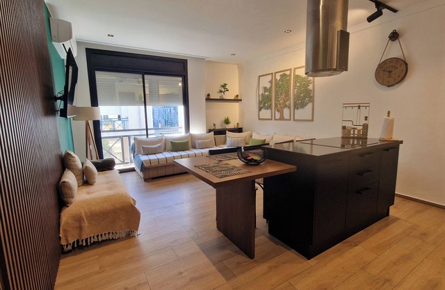 Captivating 2-Bed Apartment in Tunis