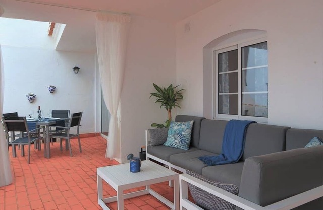 Capuchinos, Nerja - R9875