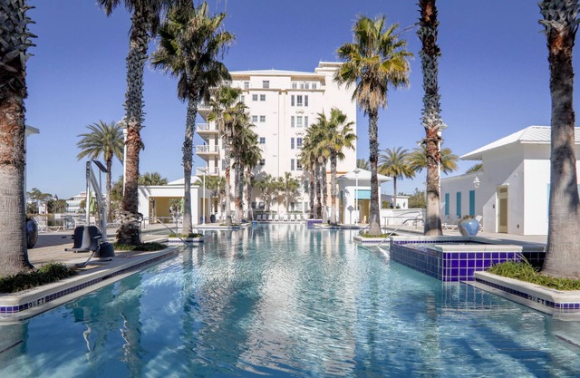 Carillon Beach Resort Inn