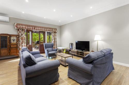 Carmelia Garden View Haven for Families and Friends