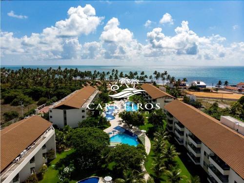 Carneiros Beach Resort 