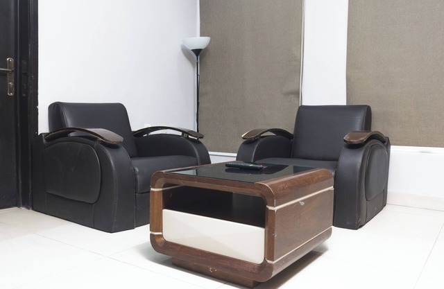 Carnelian B= Cozy 1-bedroom apartment in enchanting Lagos with AC