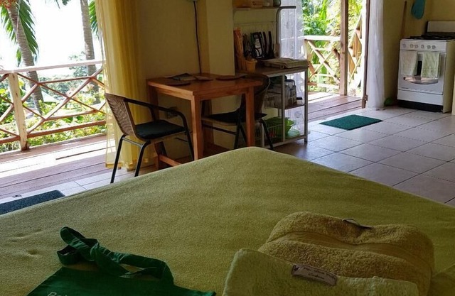 Carpe Diem Villa-Studio-Sunset 1-Sleeps 2/3-Amazing Sea views even from the Bed!