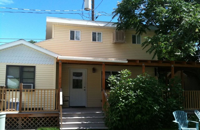 Carriage House in the heart of Downtown