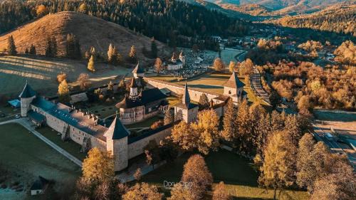Casa Adi Sucevița