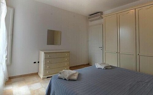 Casa Aliade D, fully refundable with voucher*: A welcoming apartment that is part of a villa surrounded by the greenery.