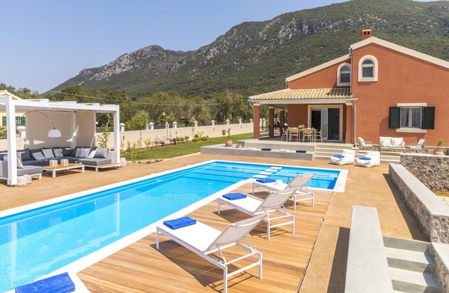 Casa Alta Mare luxury Seaside Villa with Private Heated Pool in Corfu