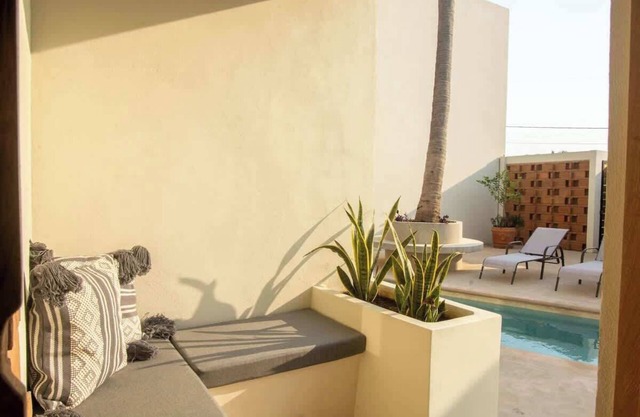 Casa Aymara 501: Outdoor Pool & Rooftop access