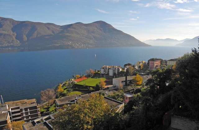 Casa Calebris is a beautiful, romantic and cozy 1.5-room apartment with a balcony.