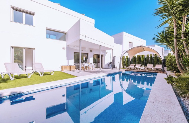 Casa Coco Stylisches Beachhouse mit Pool & Sundeck