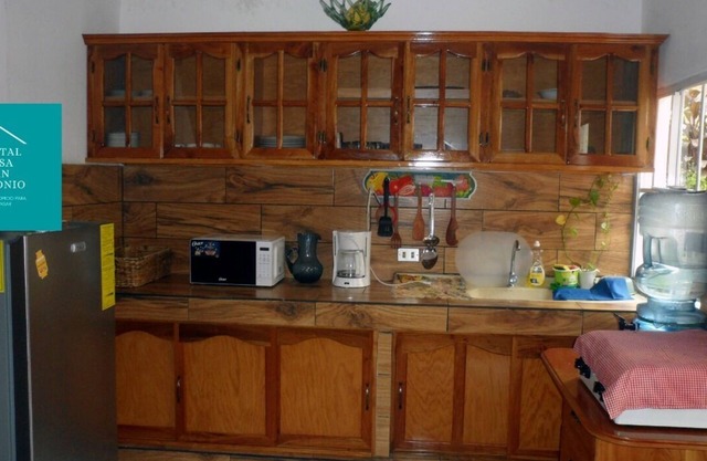 Casa completa, 8 Invitados, 3 recamaras, 2 banios, Extra invitados 10.00 por dia