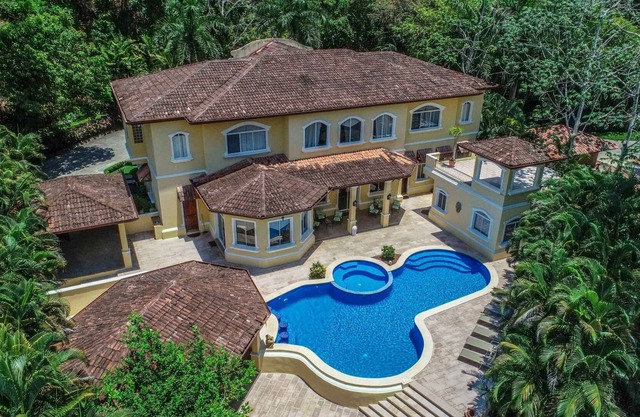 Casa de Sueños 8 Bdrs Private Home in Los Suenos Resort