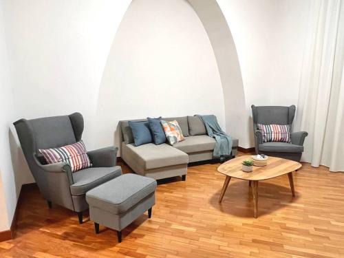 Casa degli Artisti, a spacious apartment in the center