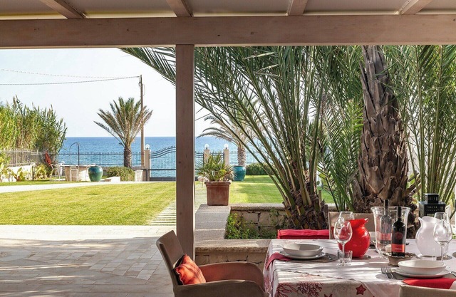 Casa dei Gabbiani - Two Bedroom Villa, Sleeps 4