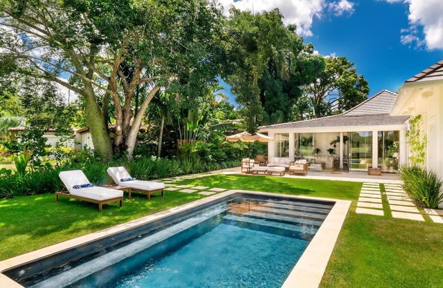 Casa Del Lago, Casa de Campo by Personal Villas - Beauty and Elegance