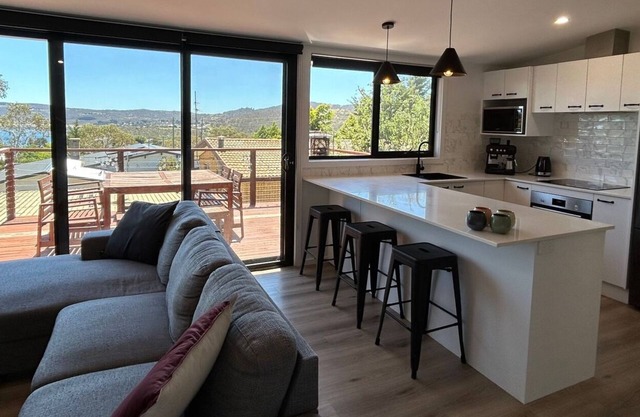 Casa Della Vita pet friendly modern townhouse