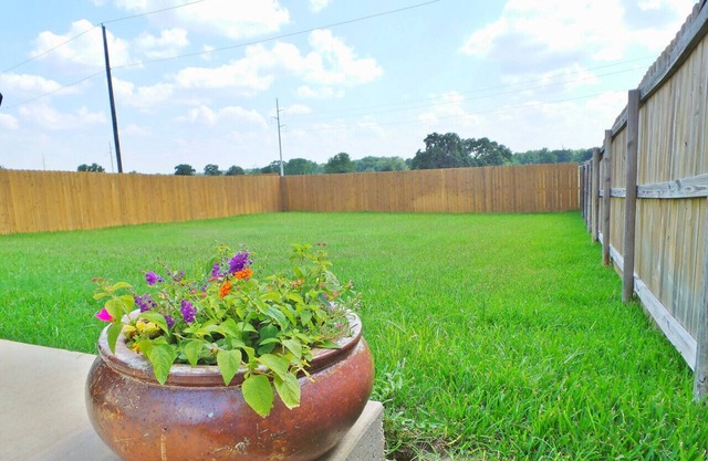 Casa di Vino - Backyard BBQ near Messina Hof