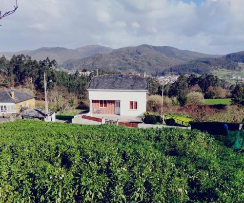 Casa familiar con finca privada (Orolterra)