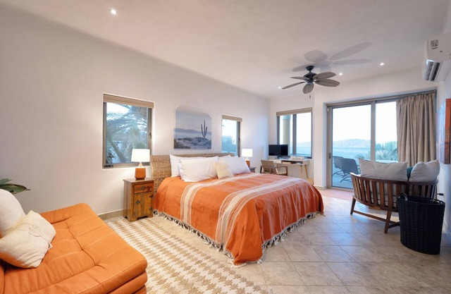 Casa Kalalita – 5 BDR Oceanfront Retreat in El Sargento with Casita