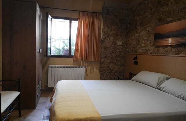 Casa Llebra I, rehabilitated town houses