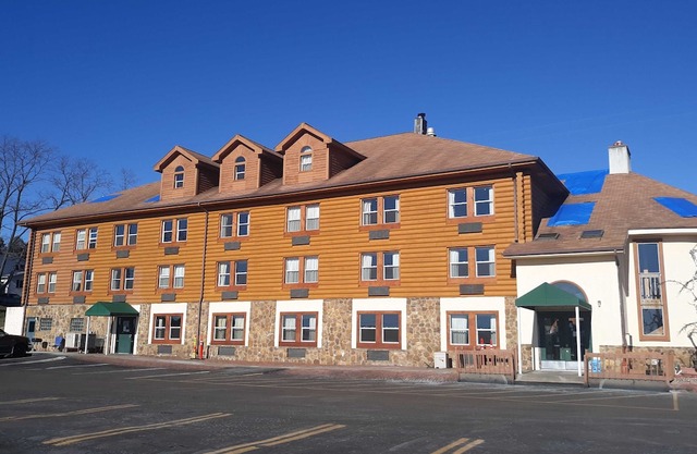 Casa Loma Inn 