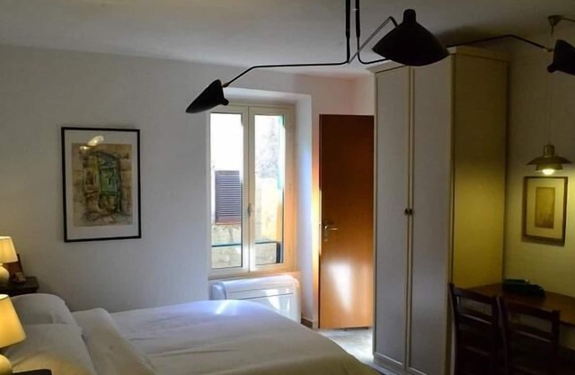 CASA MESSI IN VICOLO DELLA RIVOLTA 31 APT. 3