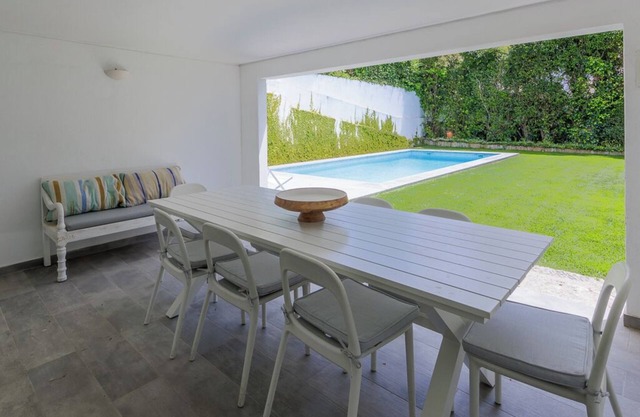 Casa no Centro de Cascais com Piscina e a 10 Minutos a pé das Praias
