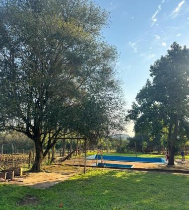 Casa Quinta para el WRC Itapúa, a 800 metros de la largada del Rally