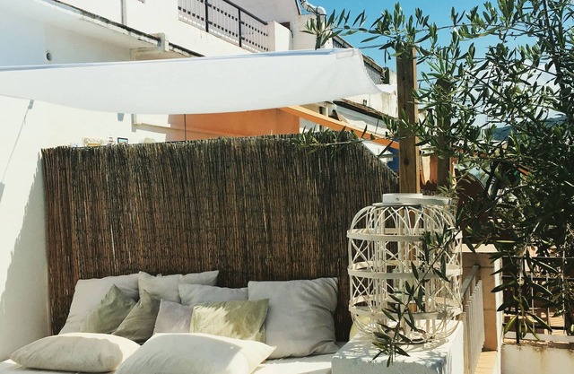 Casa Roma Sitges 2 bedrooms2 bathrooms apartment with terrace