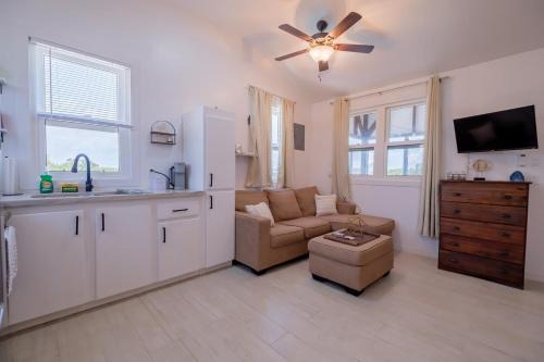 Casa Sirena Belize! Studio 2