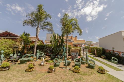 Casa Tematica com Piscina e Churrasqueira