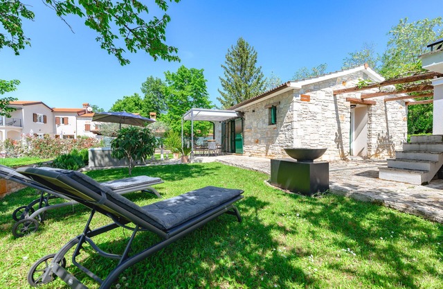 Casa Toni with Whirpool in Kastelir