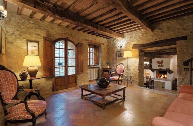 Casa Torre between Umbria and Tuscany