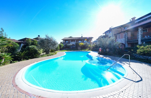 Casa Valtenesi with pool in Polpenazze
