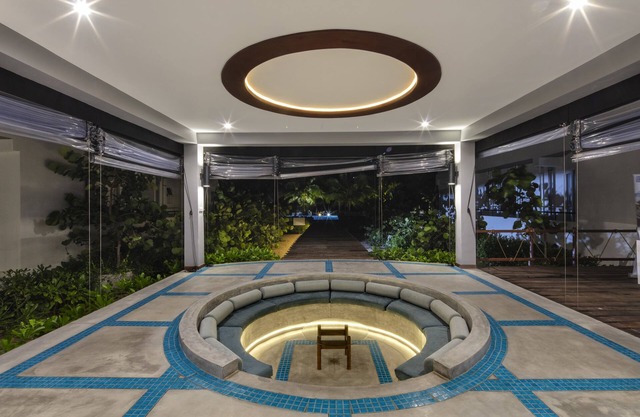 CASAMIA Oceanfront Condo Nilaveli