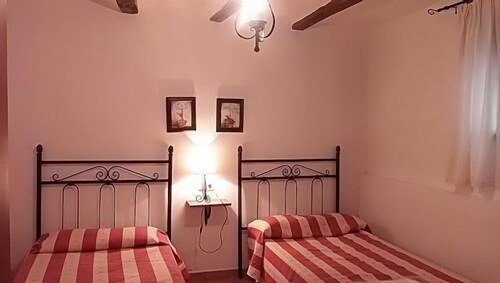 Casas la Piedra de Tíscar for 4 people