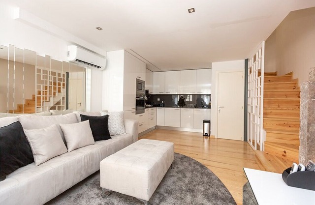 Cascais Seaside Duplex - 200m from the beach!