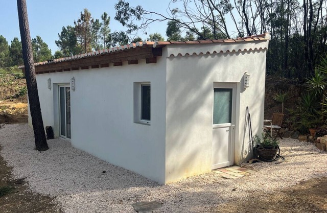Casinha Ninho da Mãe, Cozy cottage in rural surroundings 6km to the beach