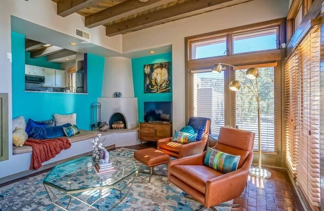 Casita Cotón - 2 bed, 2 bath, sleeps 6. Mountain views!