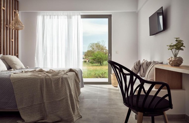 Cassiopeia Rooms & Suites