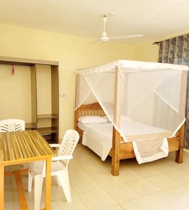 Casuarina Lounge