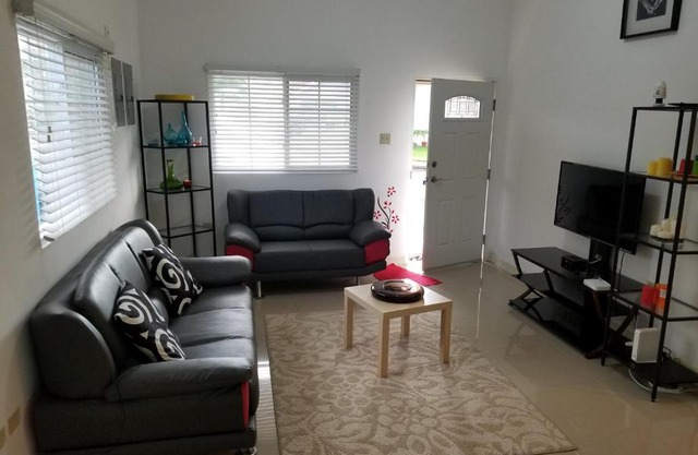 Caymanas estate 24/7 security