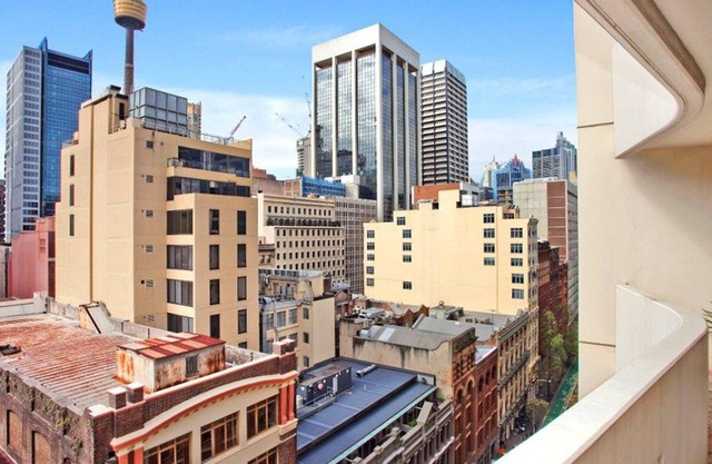 CBD Luxury 1 Bedroom 65sqm Balcony Apartment